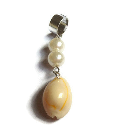 Shell with clear beads Dread Dangle